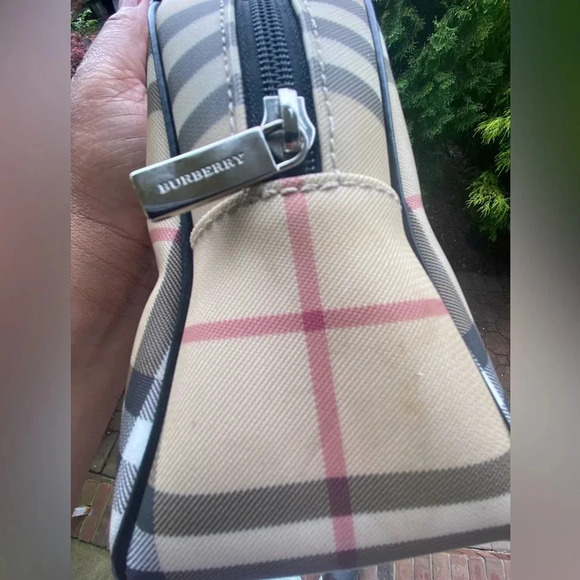 Burberry Novacheck Satchel, Small - Picture 9 of 13